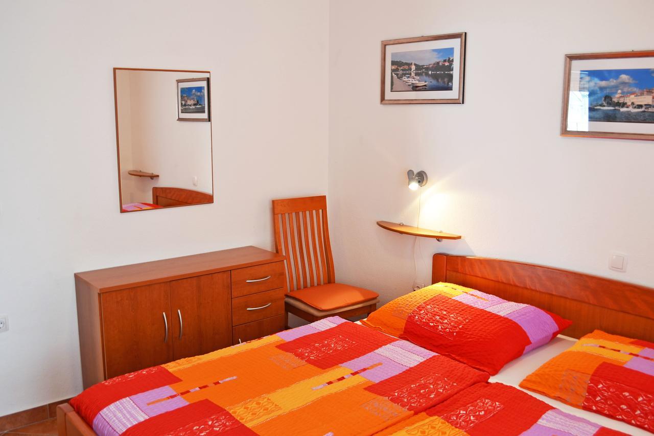 Apartments Milka Vodice Exterior photo
